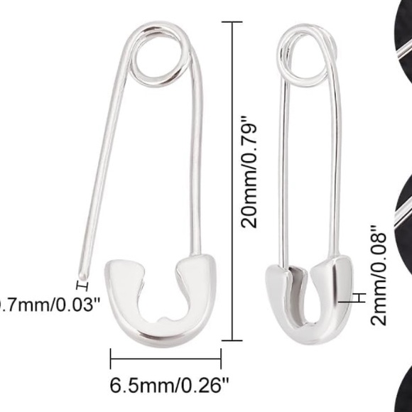 🧷✨NWT✨ 🧷925 Silver Safety Pin Earrings-Small ✨🧷 - Picture 2 of 3